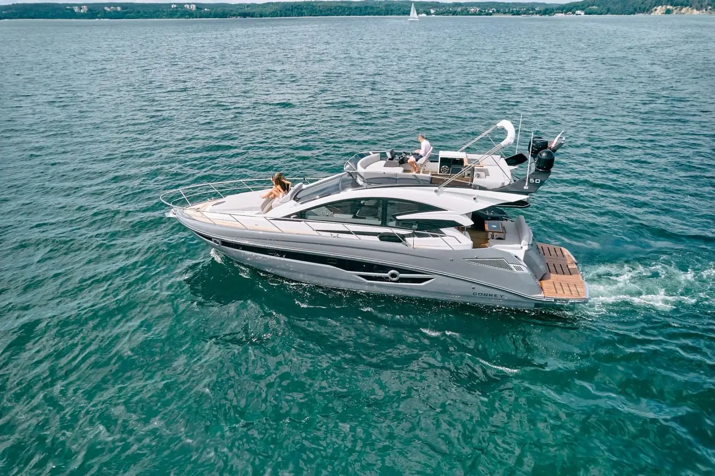 Cobrey 50 Fly Swederm under way with guests on the flybridge